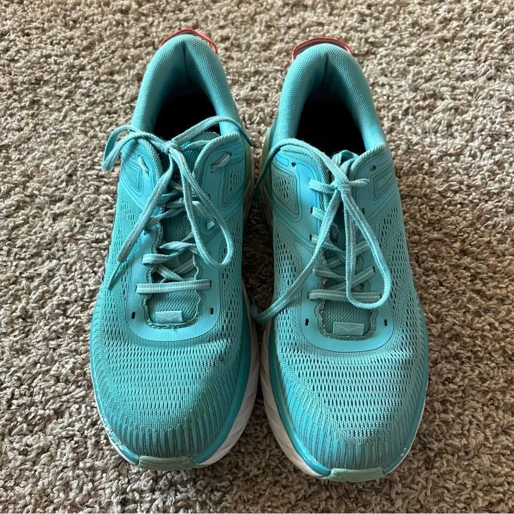 Hoka one bondi